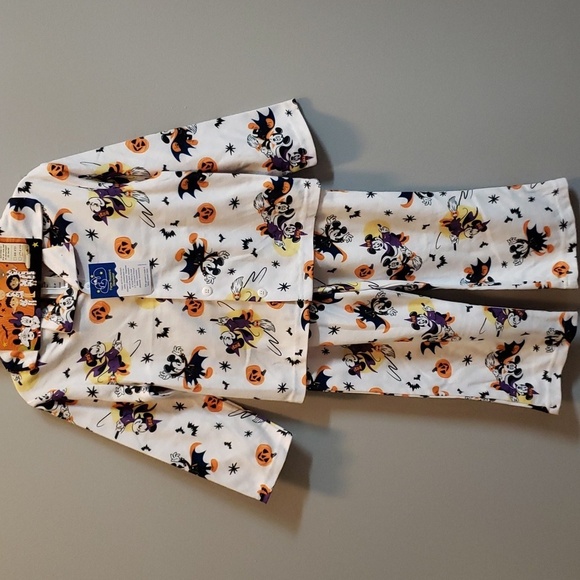 Disney Other - Disney Mickey and Minnie with Pumpkins Halloween Pajama Set